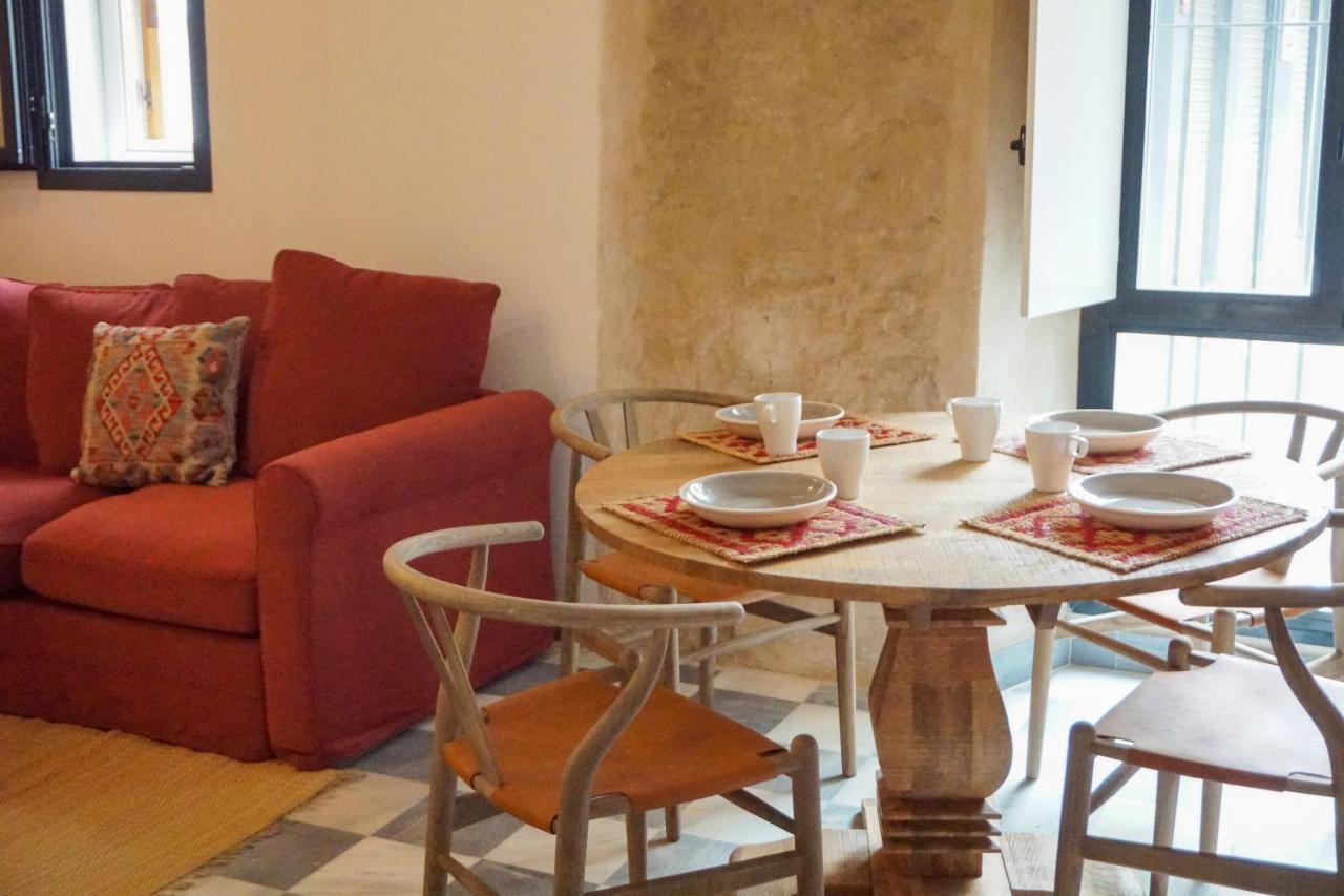 Fuente Cathedral Apartment Seville