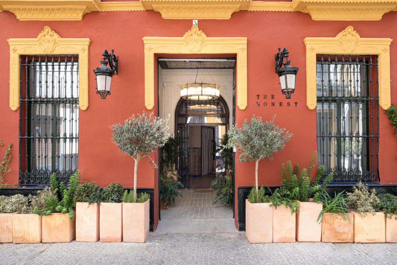 The Honest & Hotel 3*