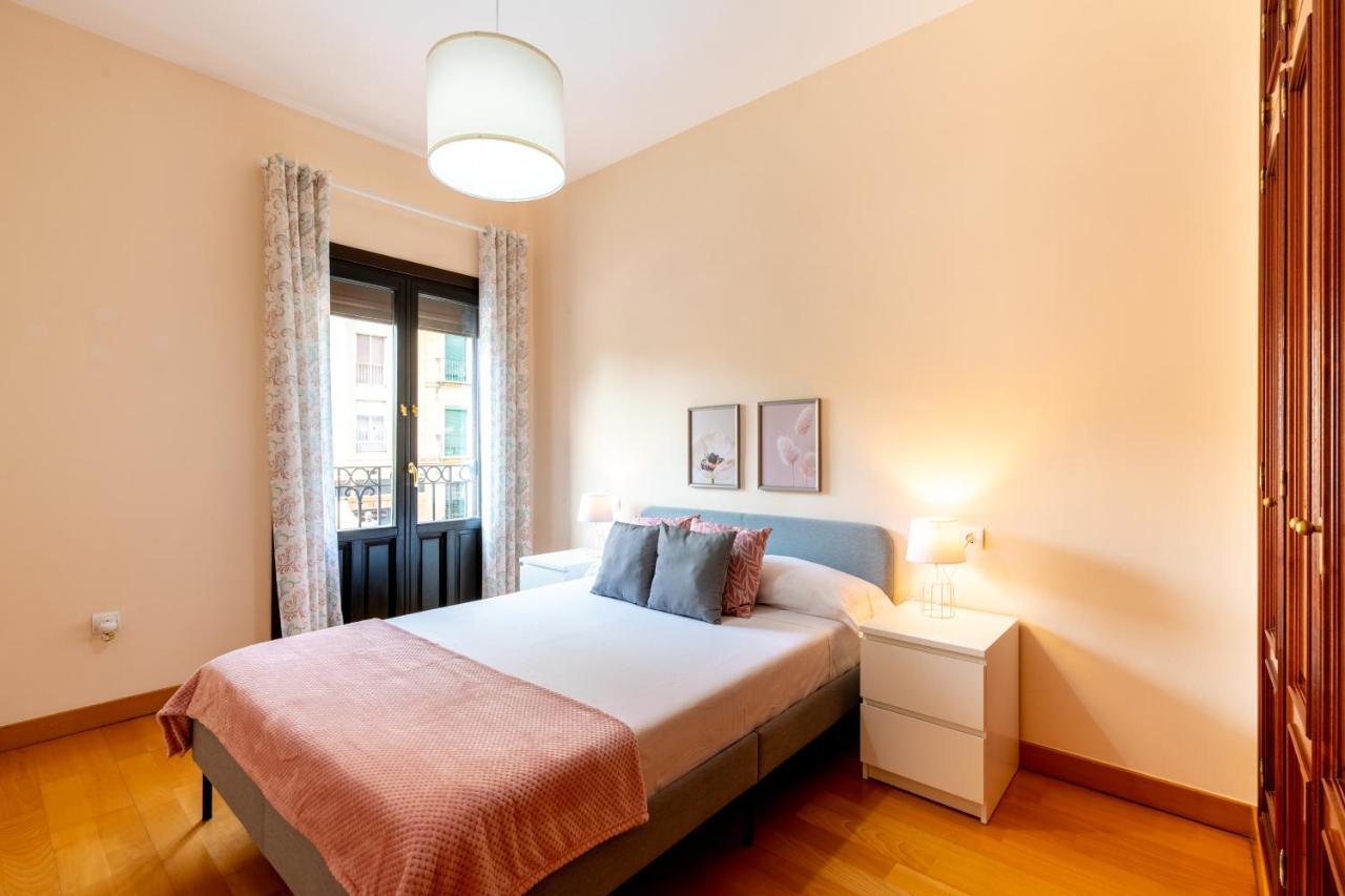 Center Of Seville! Luxury In Sevillian Manor House! * Seville