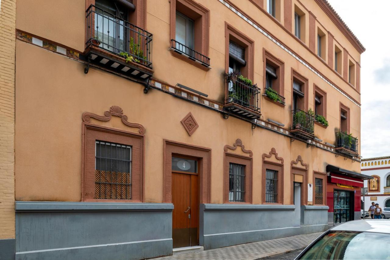 Familiar Nuevo De Diseno En La Mejor Zona De Triana, Parking Included Apartment