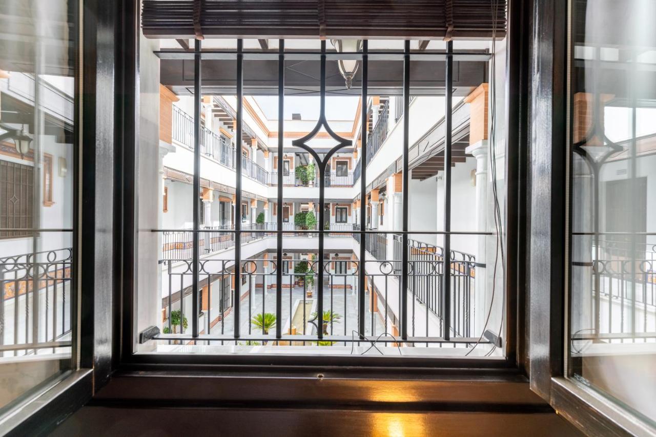 Center Of Seville! Luxury In Sevillian Manor House! Apartment Seville