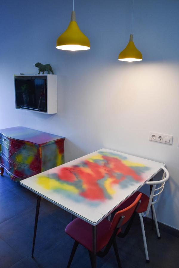 Urban Flat Apartment