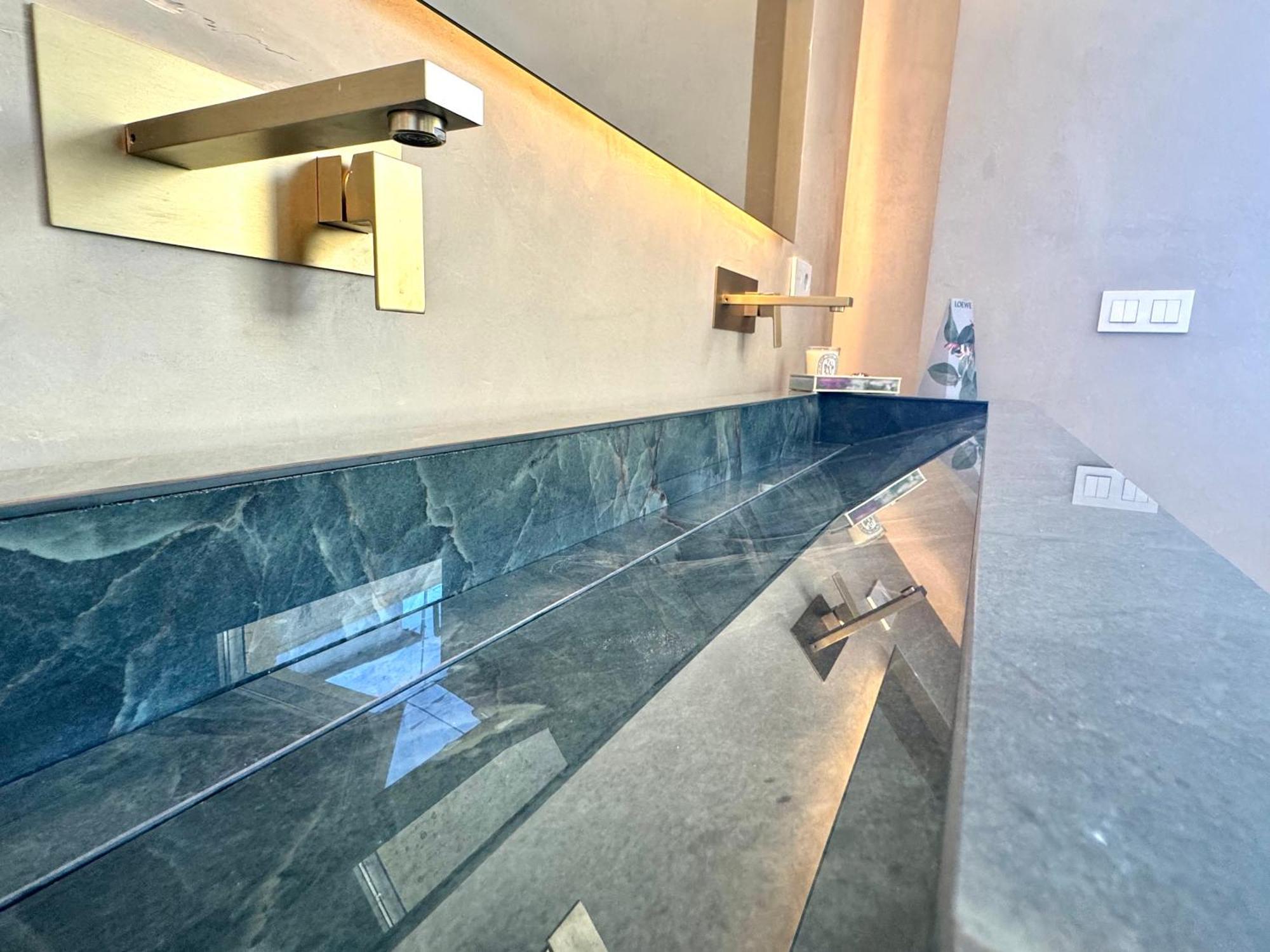 Luxury Cathedral Views In Apartment Seville