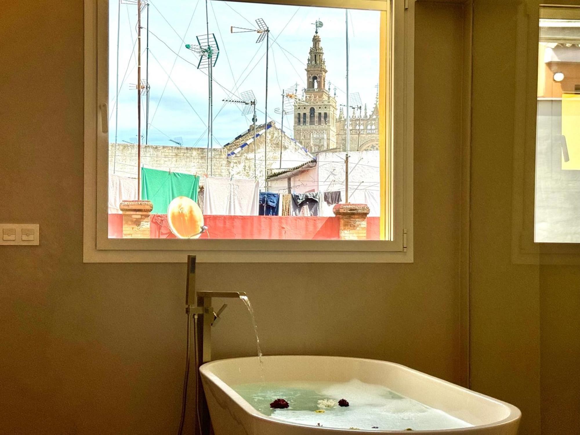 Luxury Cathedral Views In * Seville