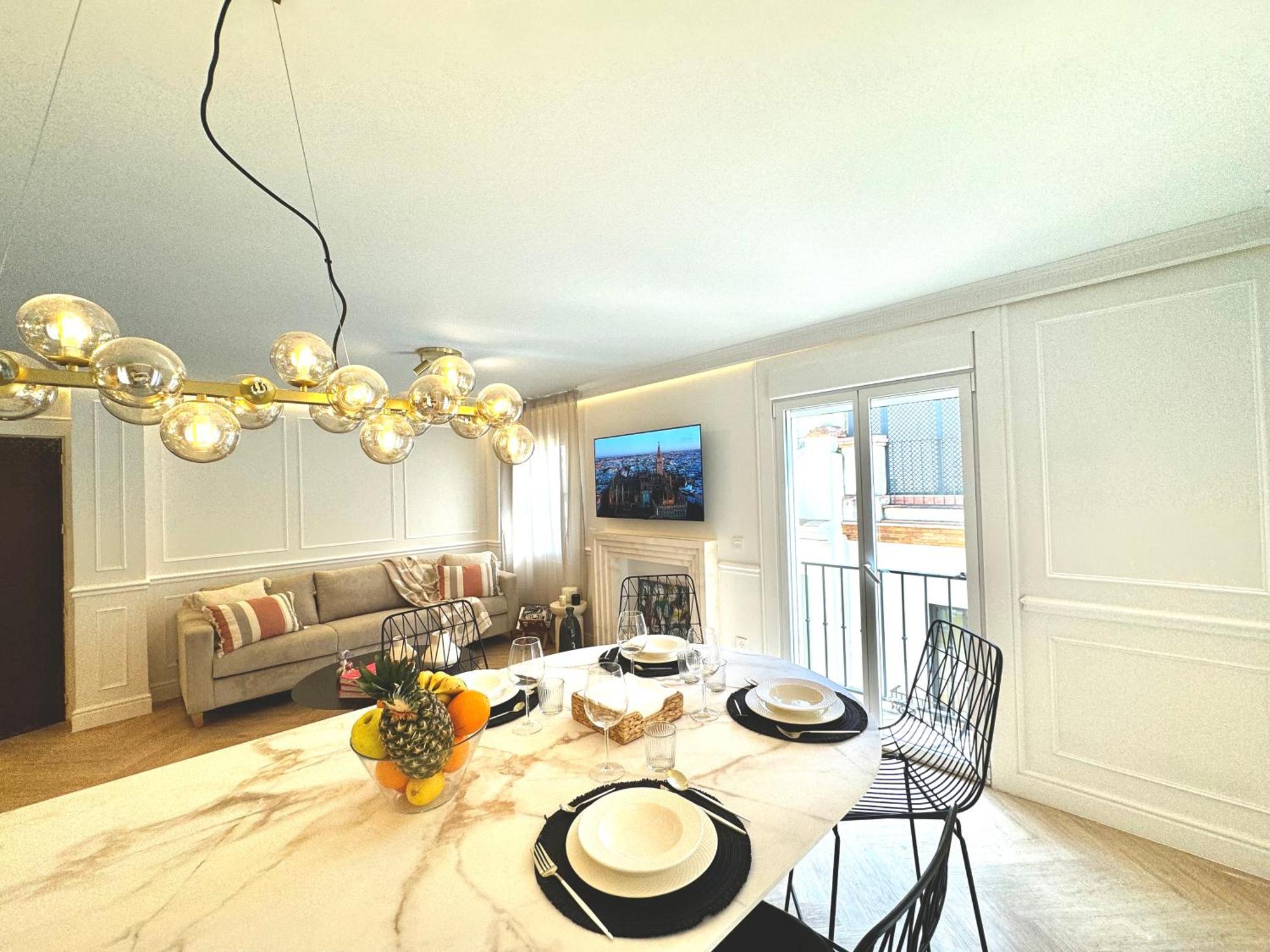 Apartment Luxury Cathedral Views In