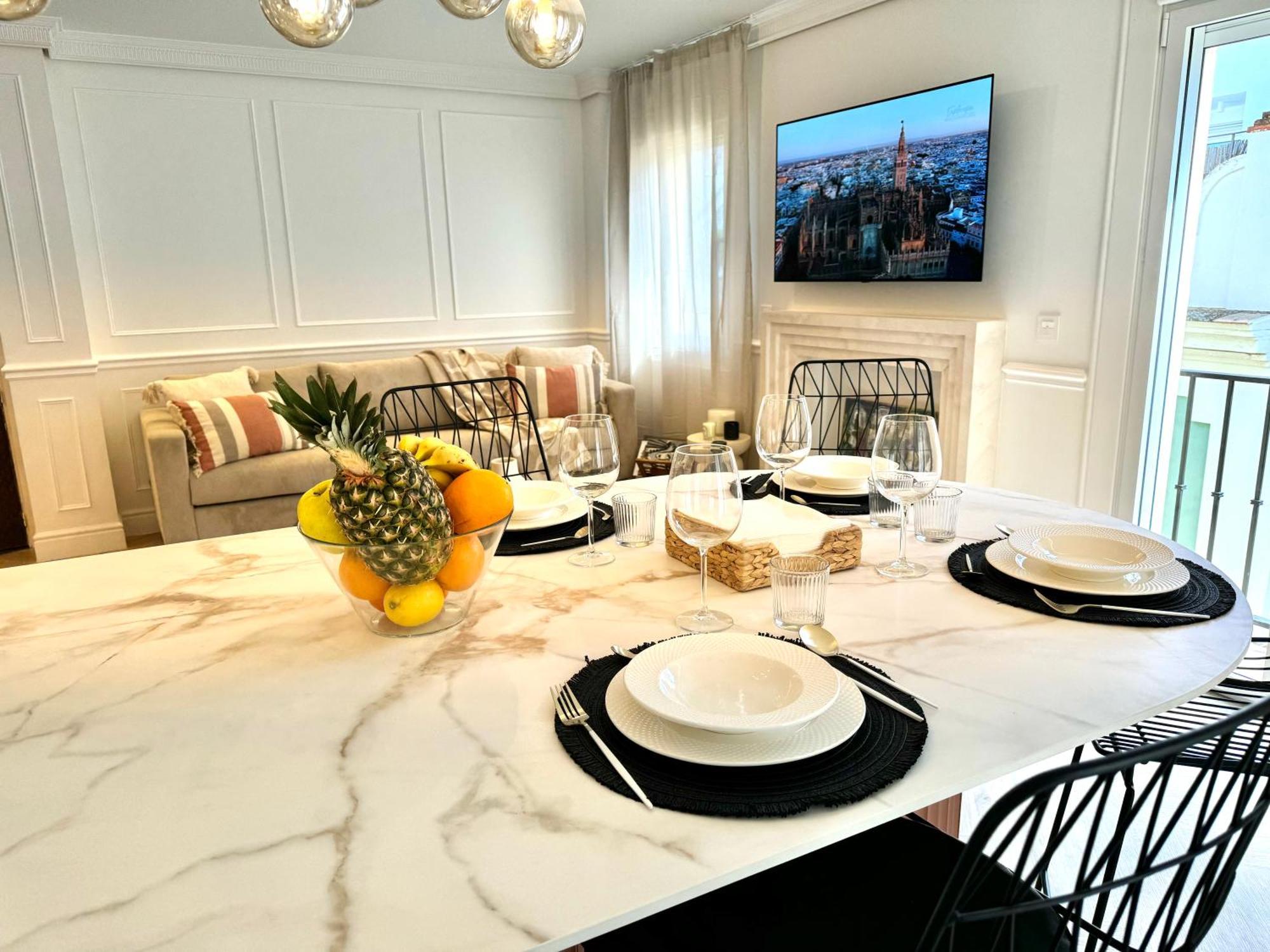 Apartment Luxury Cathedral Views In Seville