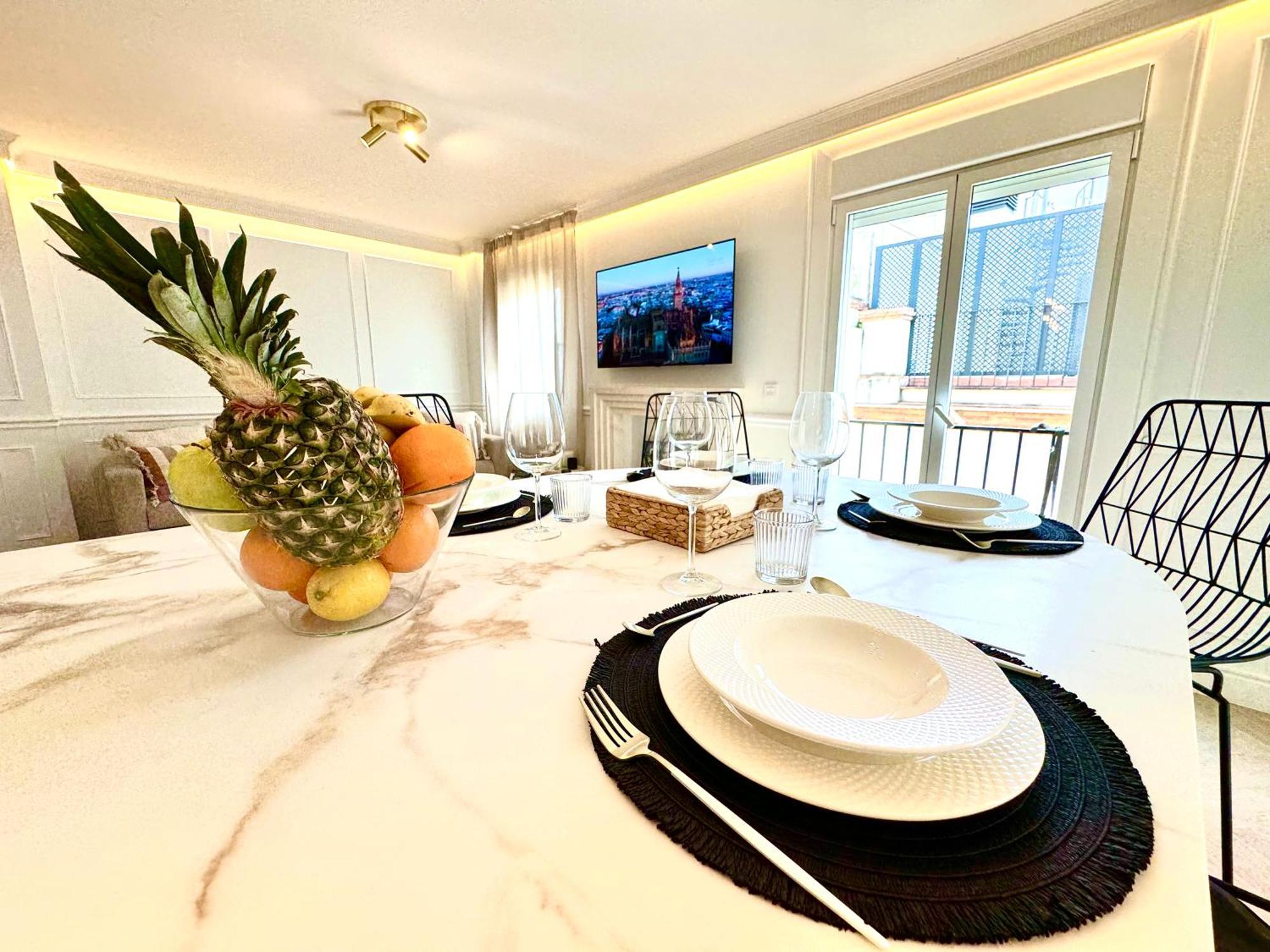 Apartment Luxury Cathedral Views In Seville