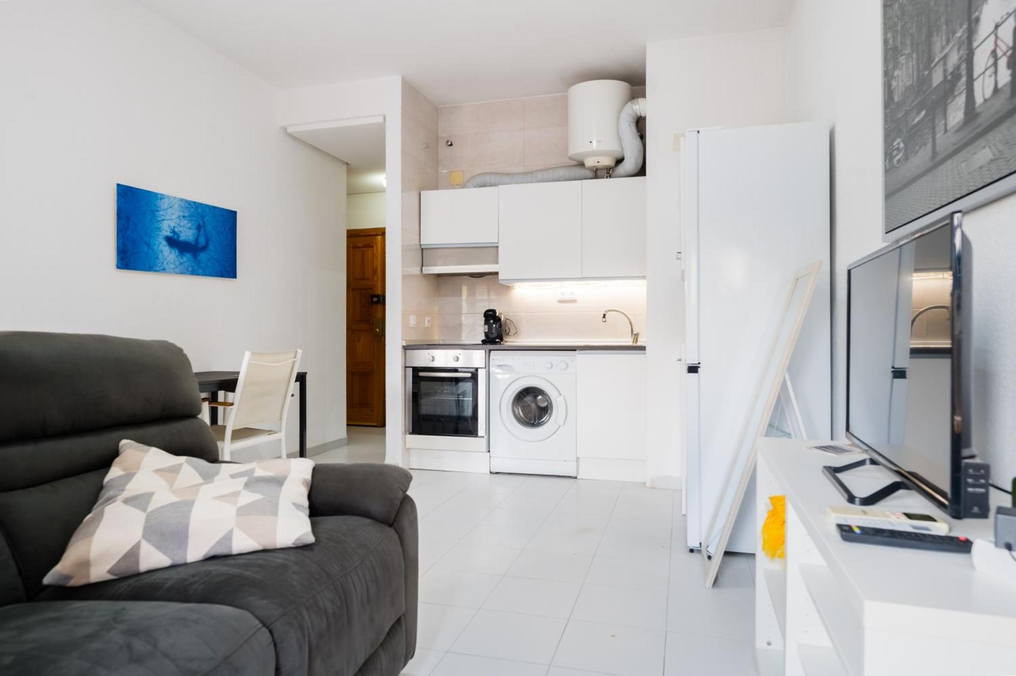 A 2 Minutos De La Alameda Apartment *