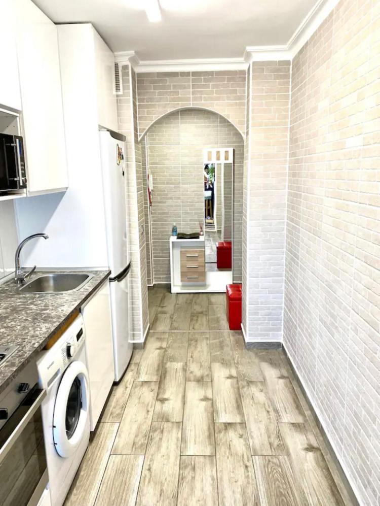 Shared Apartment! Piso Compartido! общая квартира!