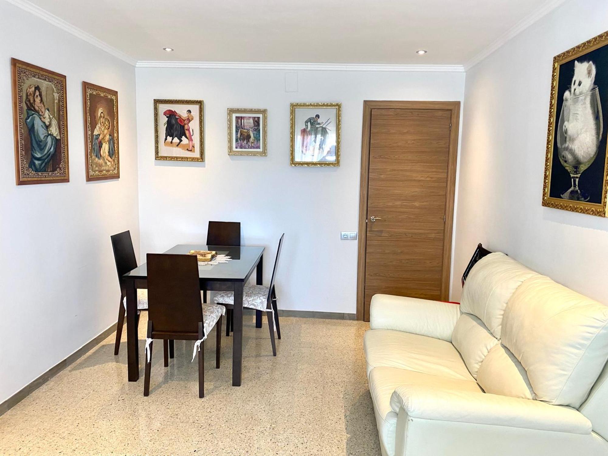 Shared Apartment! Piso Compartido! общая квартира! Homestay