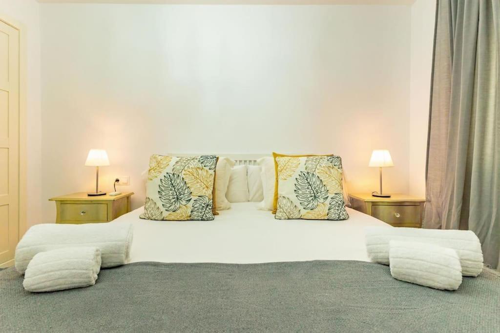 Cardenal Cervantes Deluxe By Valcambre Apartment