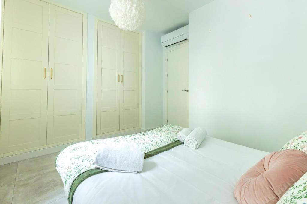 Apartment Cardenal Cervantes Deluxe By Valcambre *