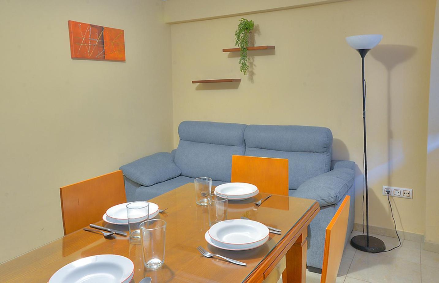 Triana Maestro Guerrero Apartment *