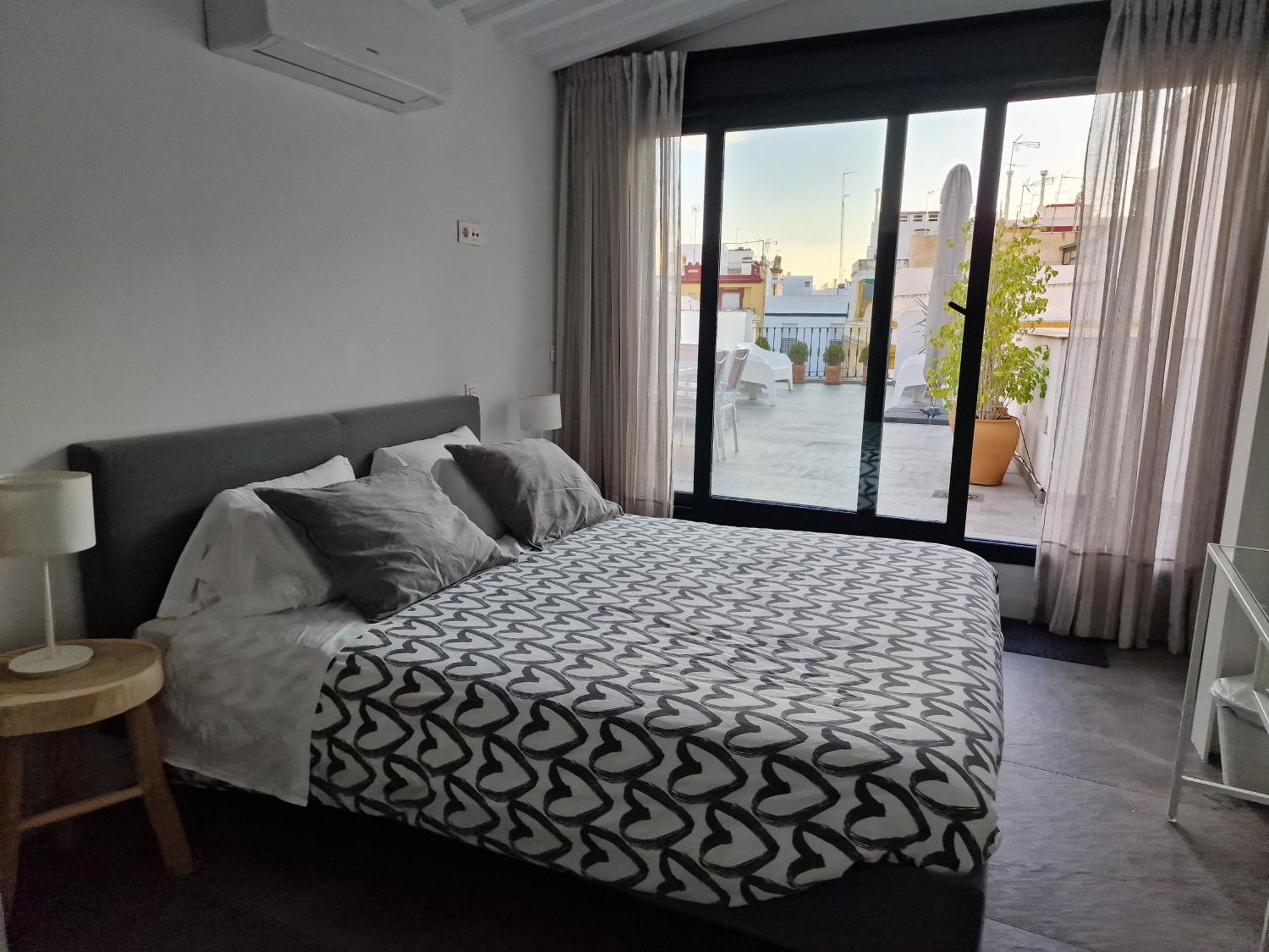 Apartment Atico En Puerta Osario