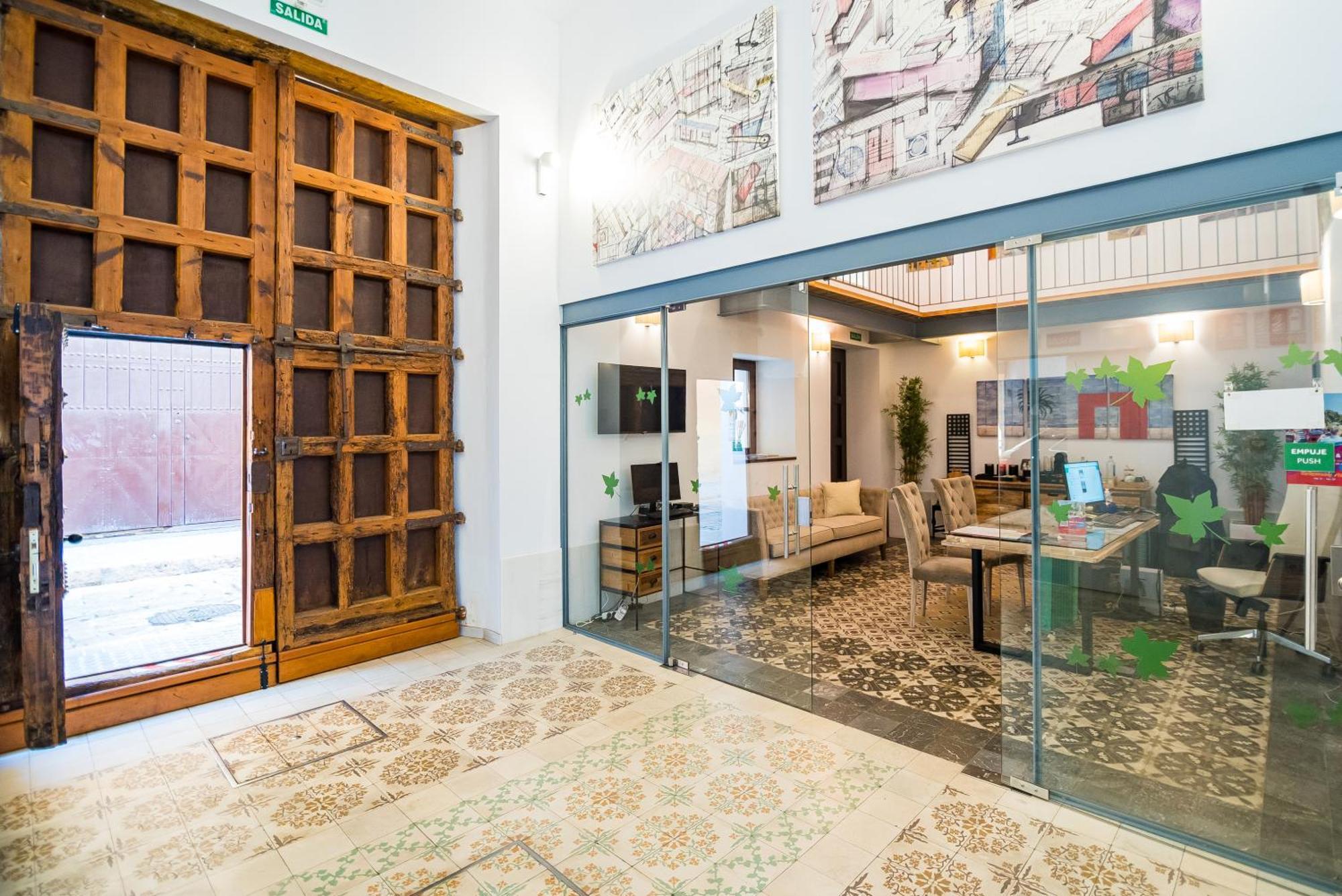 Apartment Ivy House