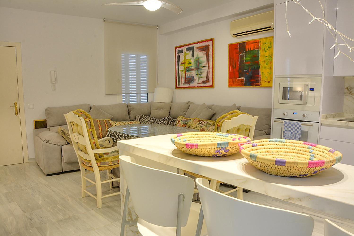 Apartment Calle Betis Seville