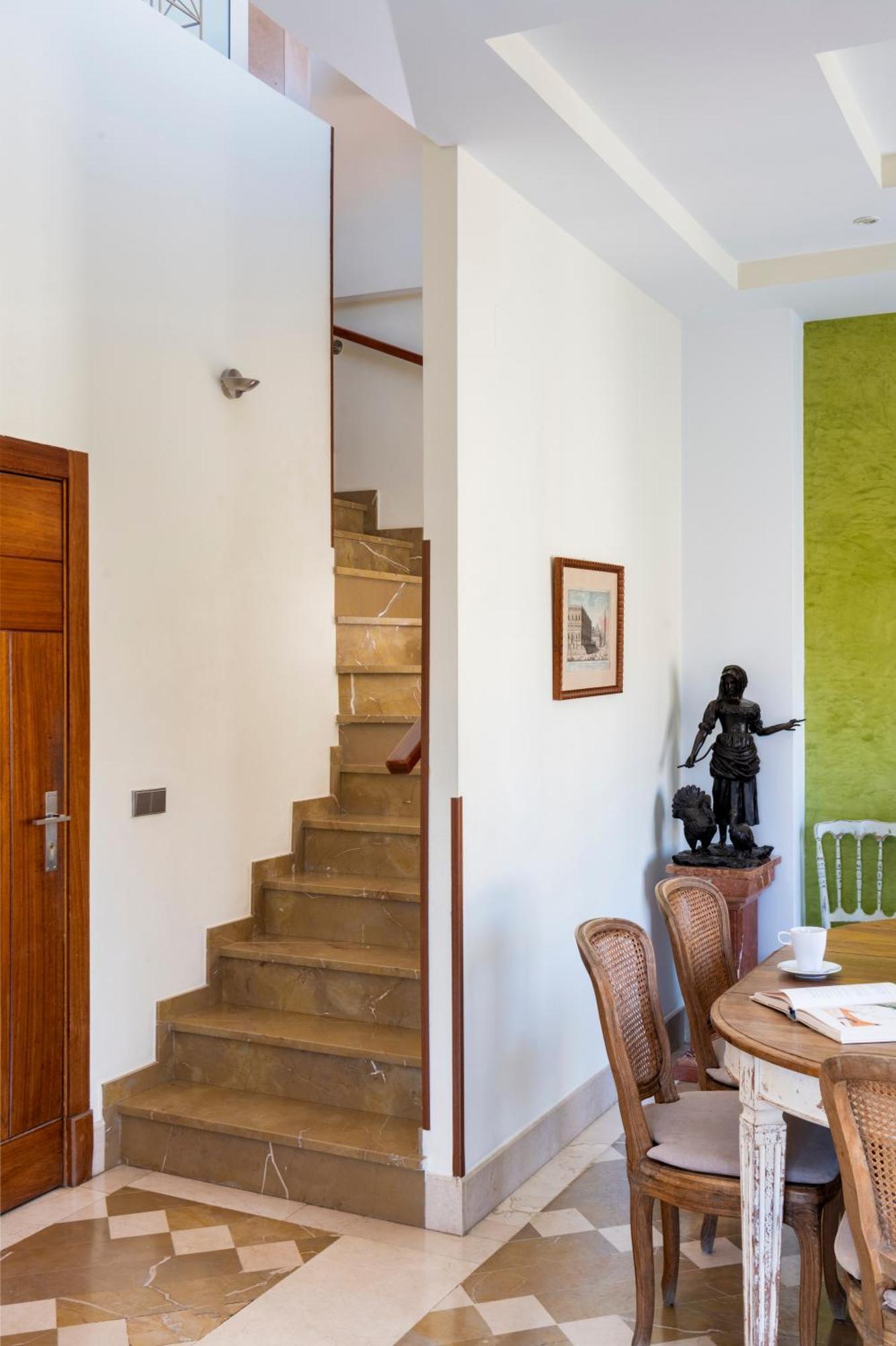 Magno Santo Tomas Apartment *
