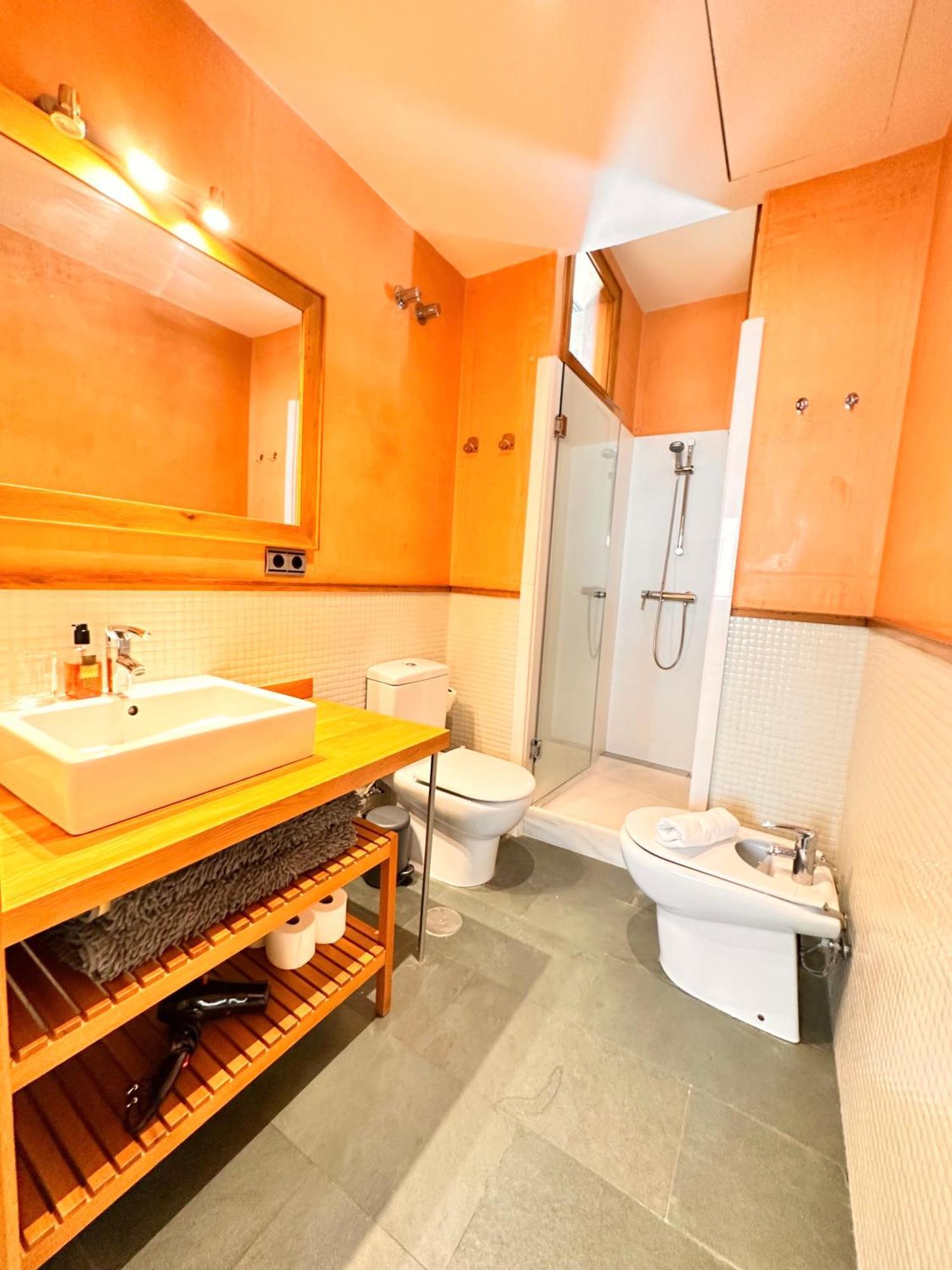 Apartment Penthouse Near Cathedral Private Rooftop Private Parking