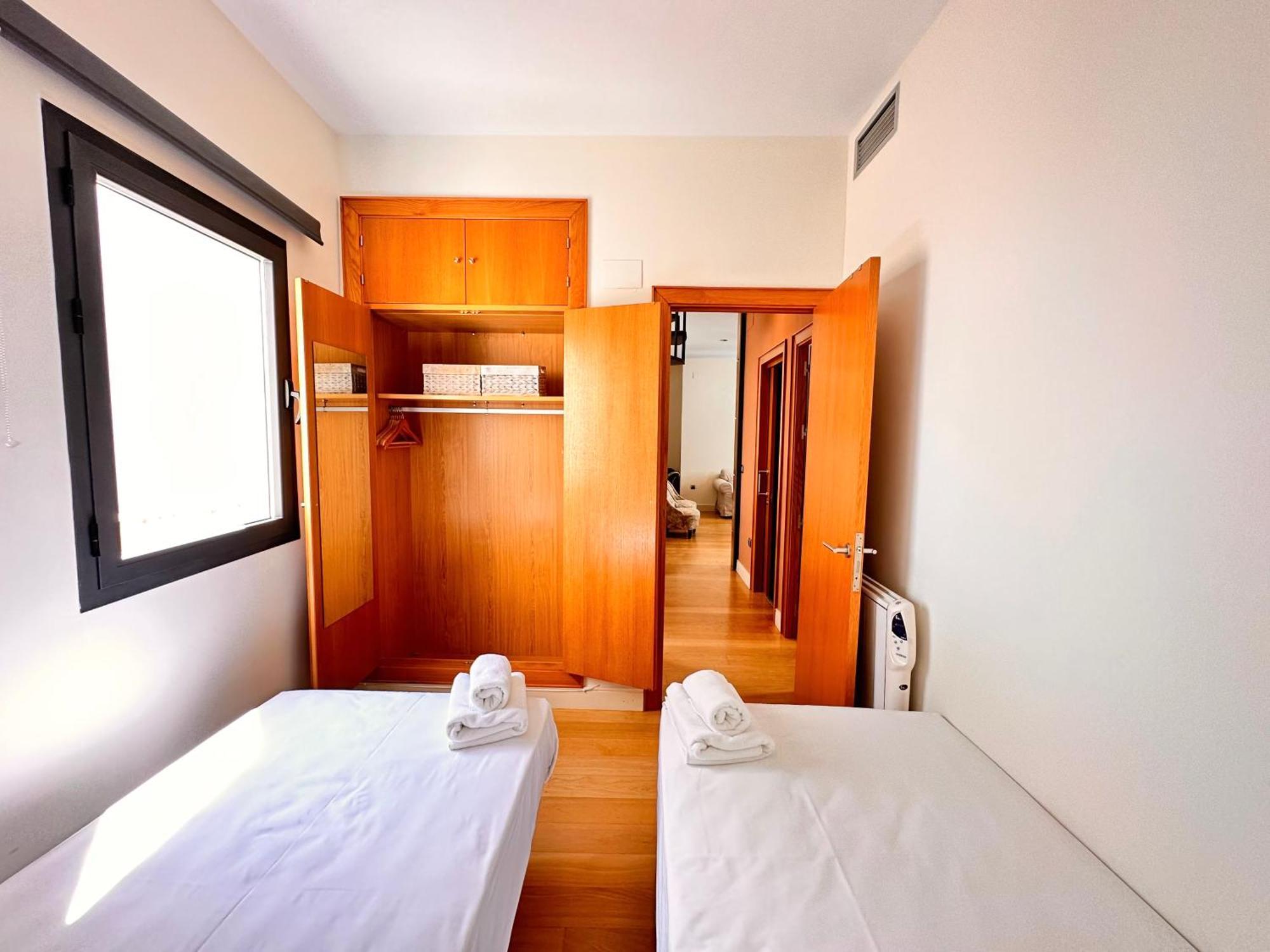Penthouse Near Cathedral Private Rooftop Private Parking Apartment Seville