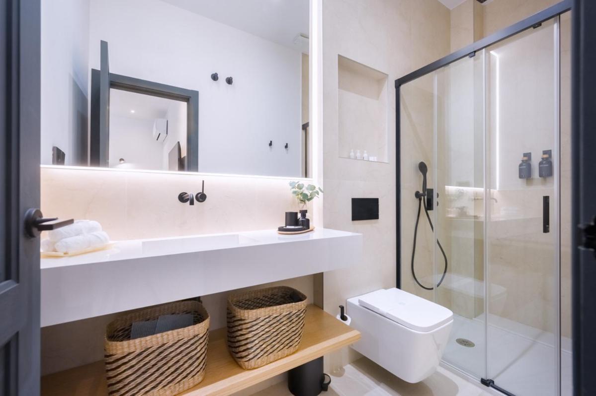 Luxurious Duplex 1bd 1bth Over Casa Pilatos Apartment