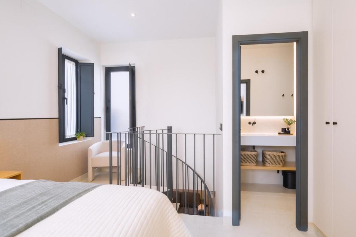 Luxurious Duplex 1bd 1bth Over Casa Pilatos Apartment