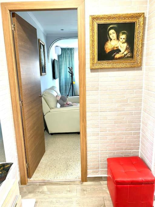Shared Apartment! Piso Compartido! общая квартира! Homestay *