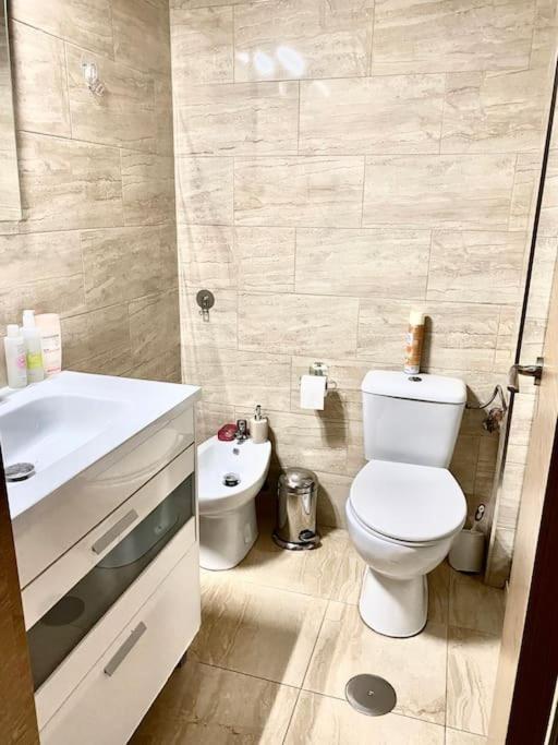 Homestay Shared Apartment! Piso Compartido! общая квартира! *