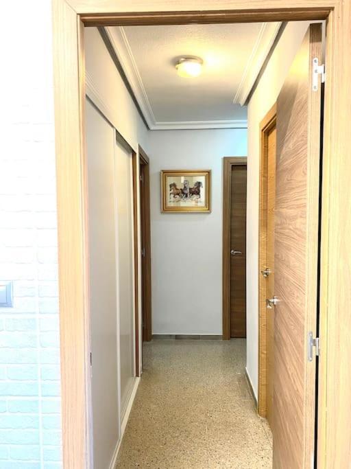 Shared Apartment! Piso Compartido! общая квартира! Homestay Seville