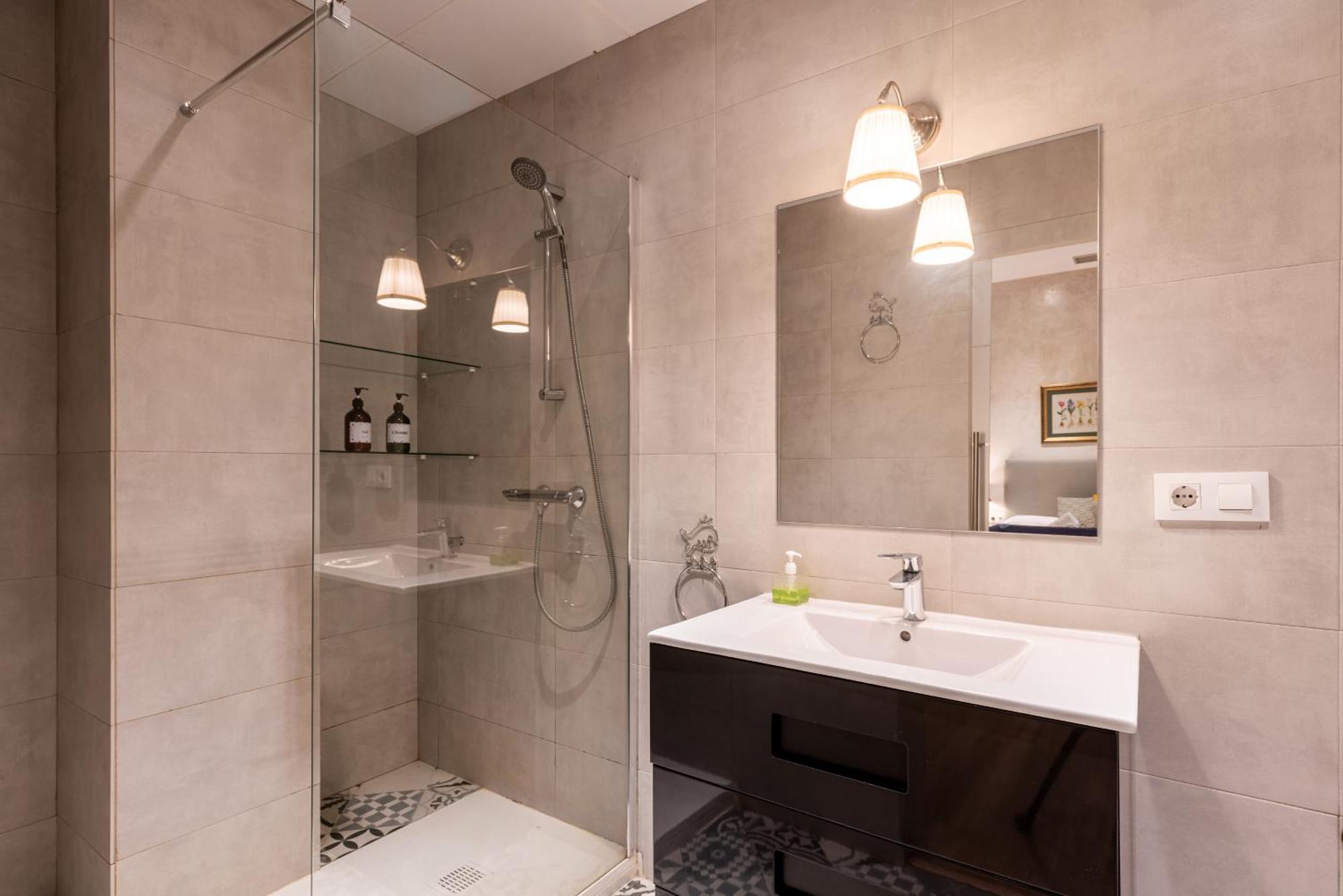 Holi-rent Trastamara Apartment Seville