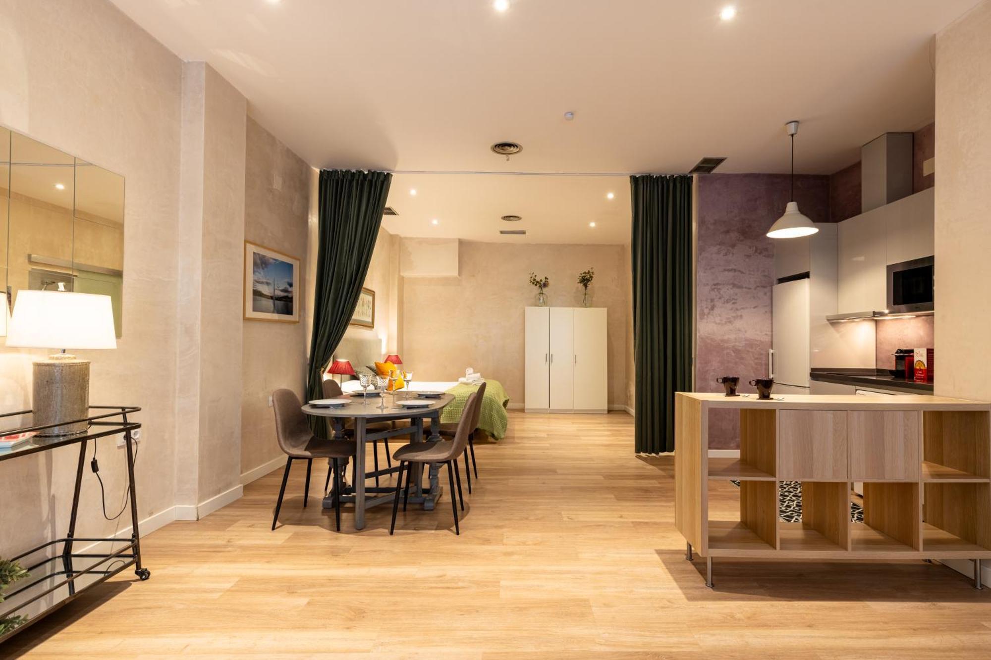 Holi-rent Trastamara Apartment Seville