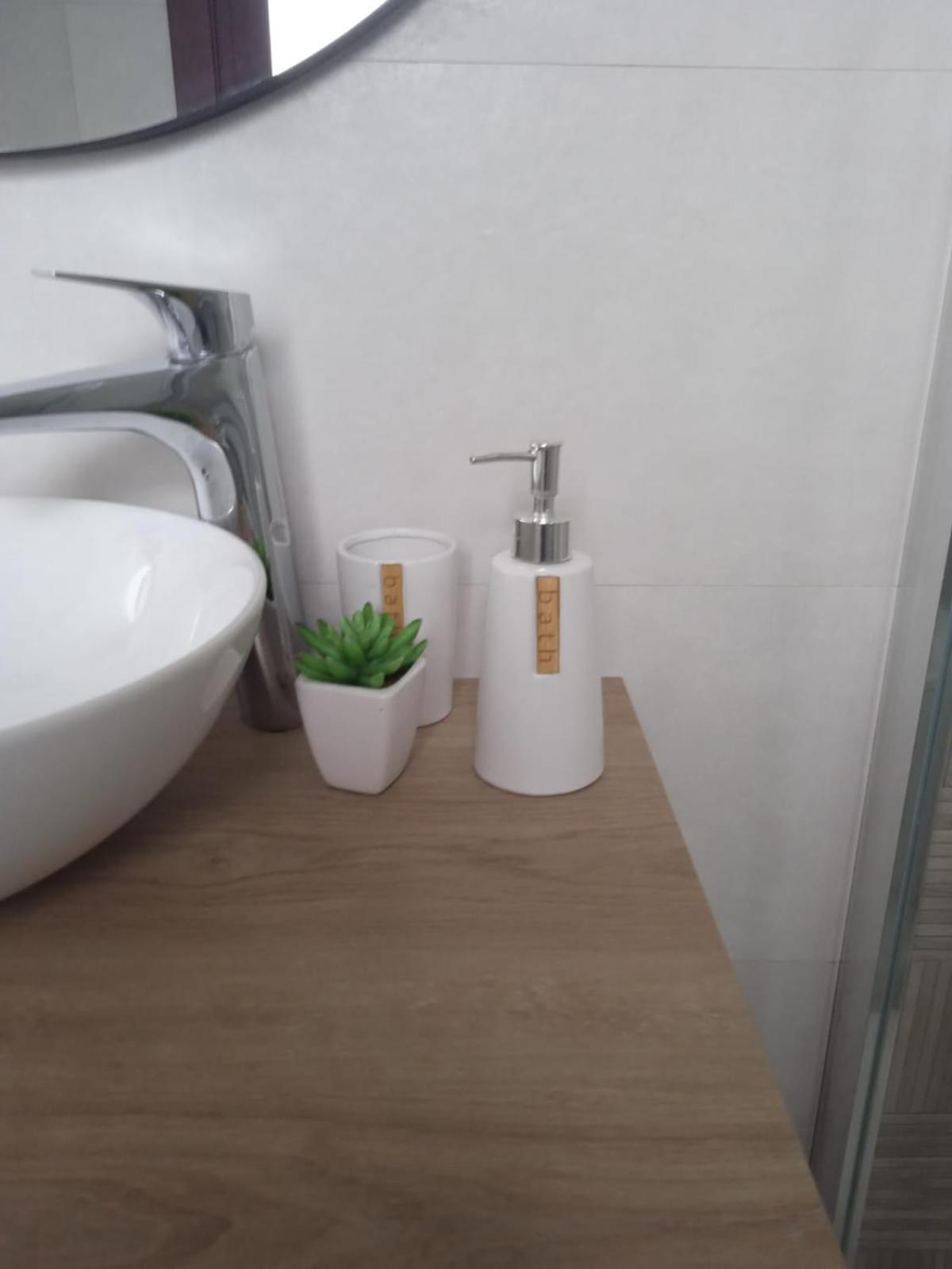 Apartment Charming & Quiet In Plaza Del Salvador