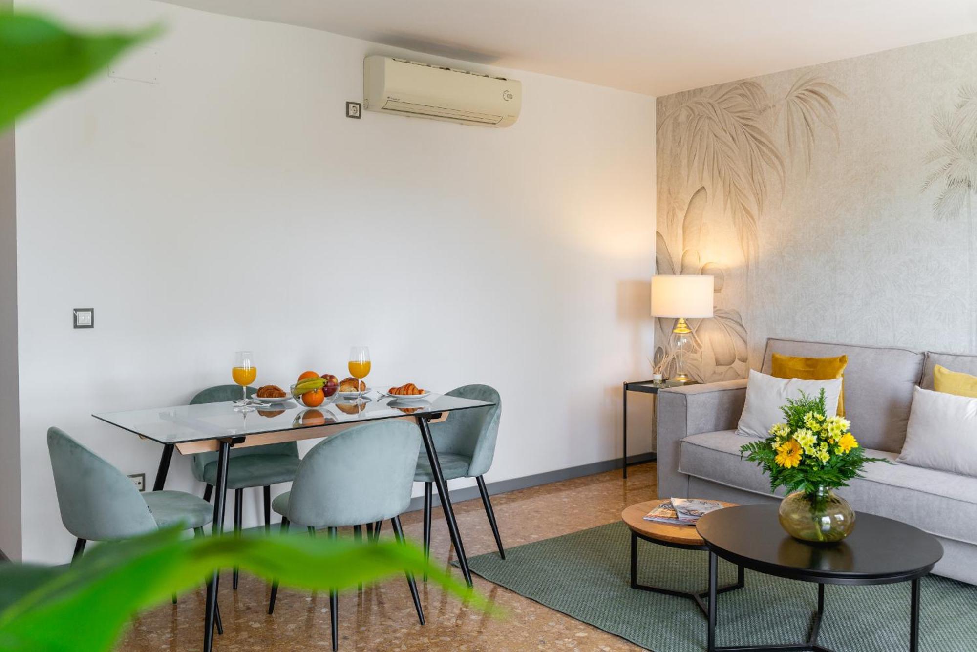 Betis River View Apartment *