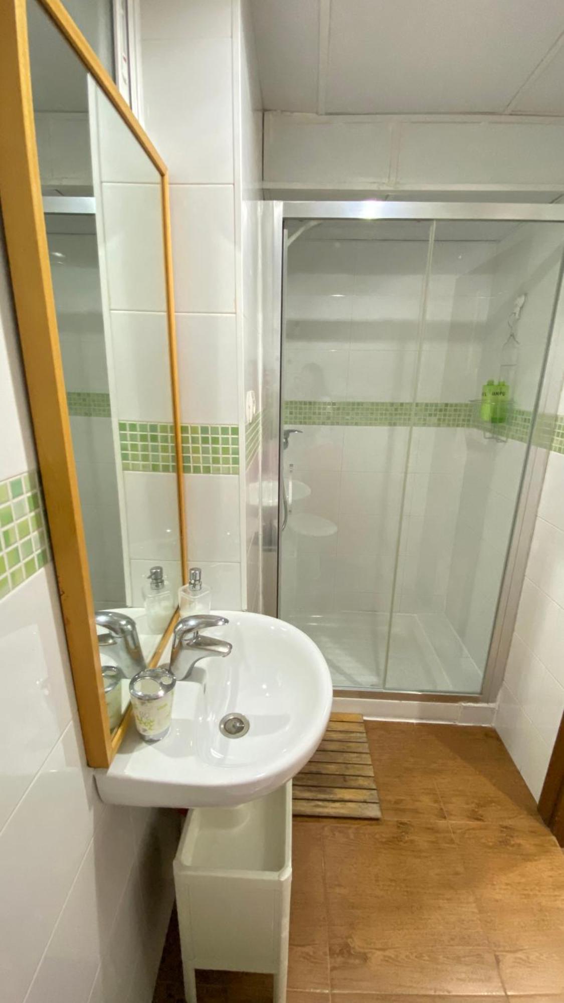 Lanza En El Corazon De Apartment *