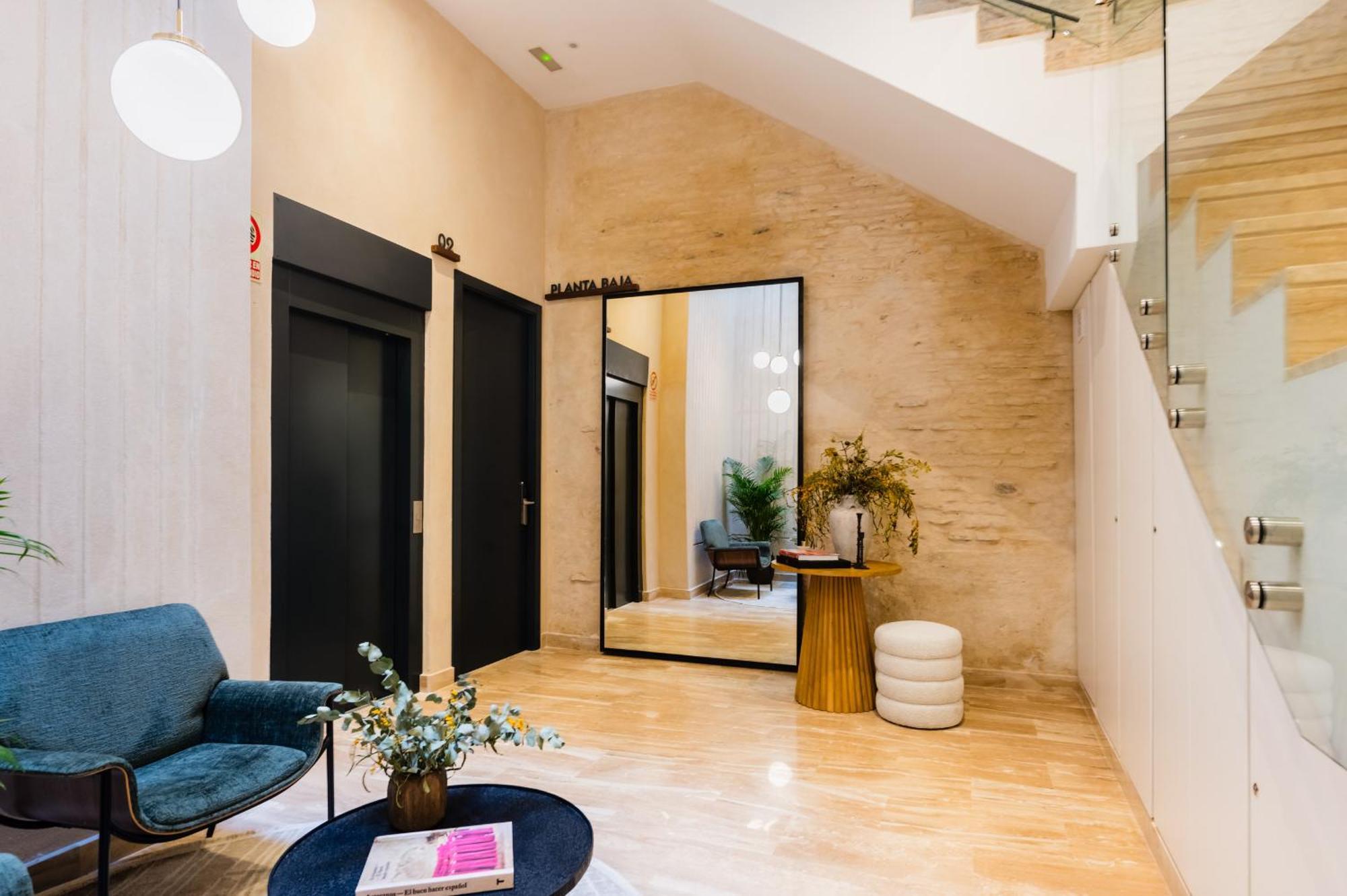 Apartment Luxurious Duplex 1bd 1bth Over Casa Pilatos