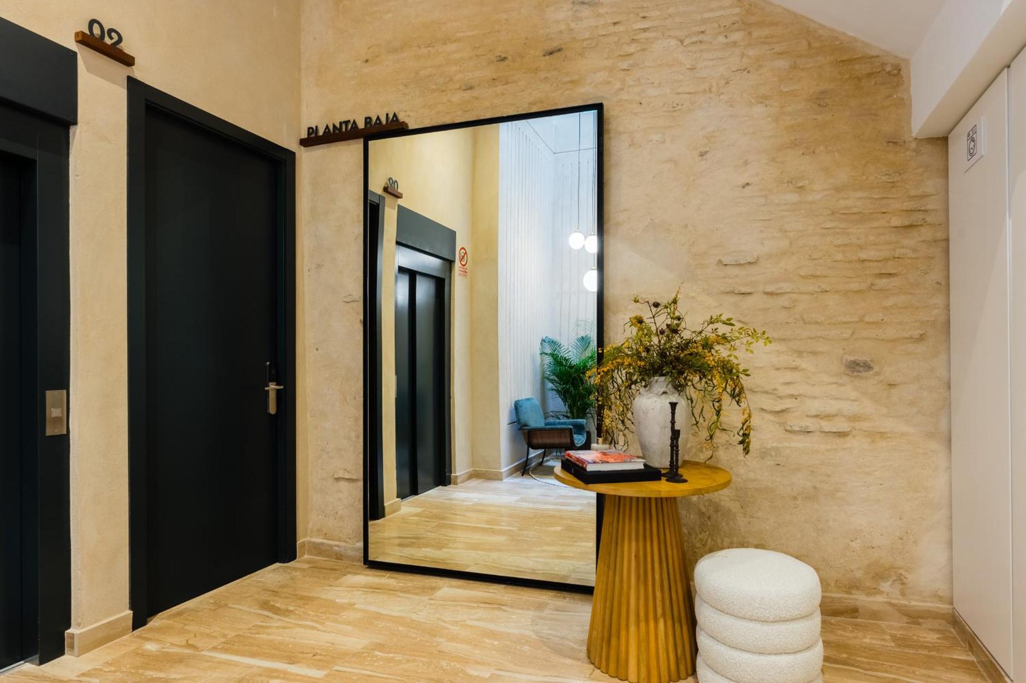 Apartment Luxurious Duplex 1bd 1bth Over Casa Pilatos