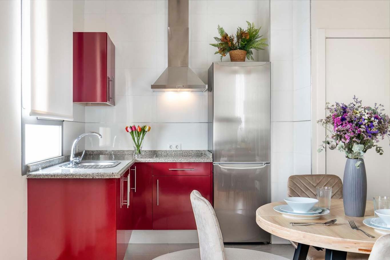 Apartment Familiar Nuevo De Diseno En La Mejor Zona De Triana, Parking Included Seville
