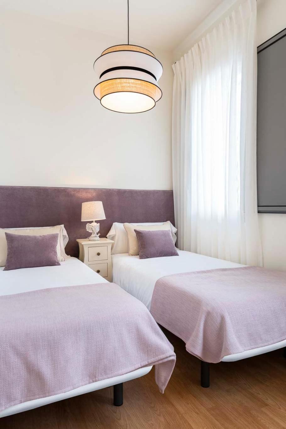 Familiar Nuevo De Diseno En La Mejor Zona De Triana, Parking Included Apartment Seville