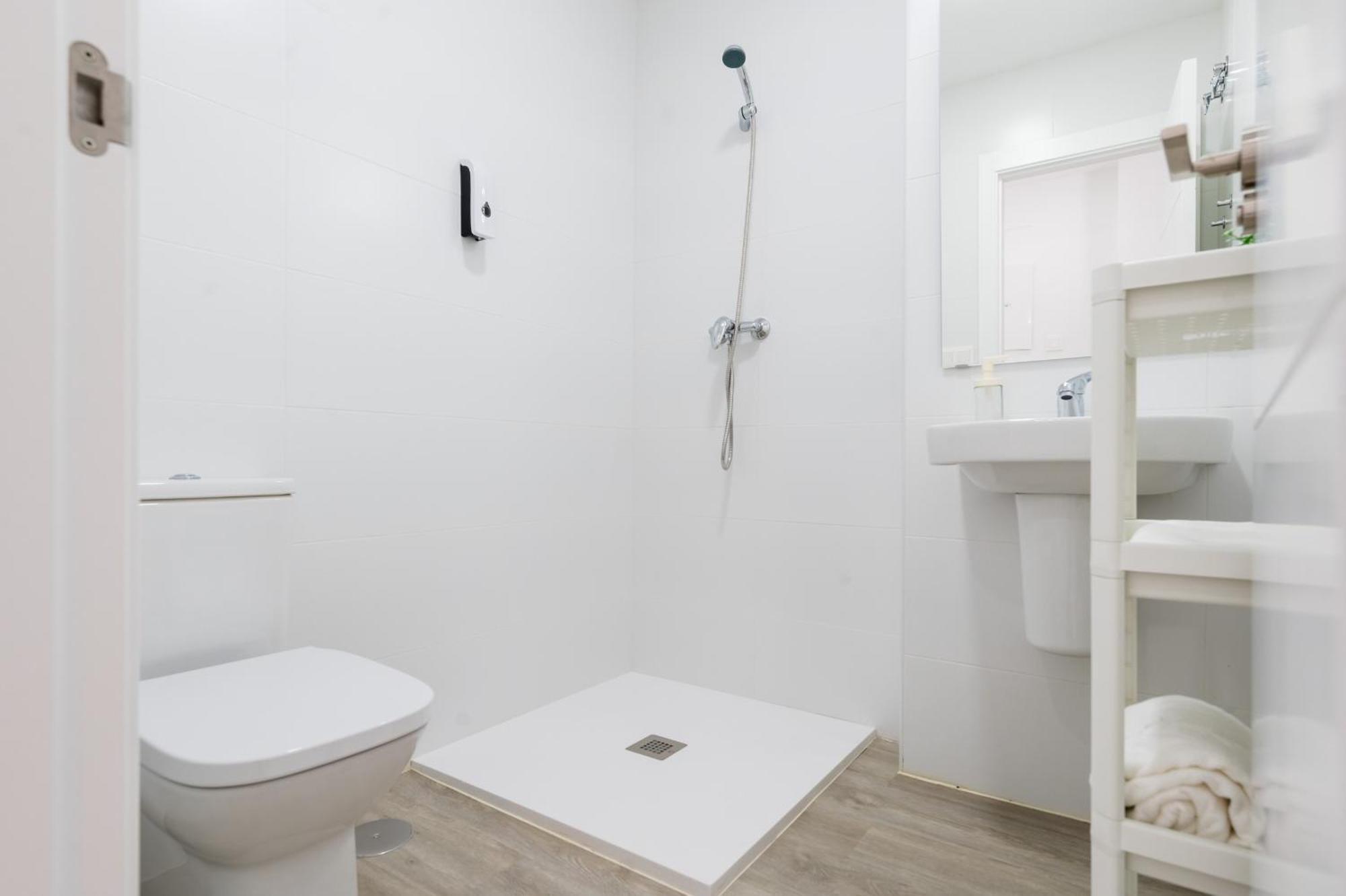 Apartment Anfitrion Triana 2 *