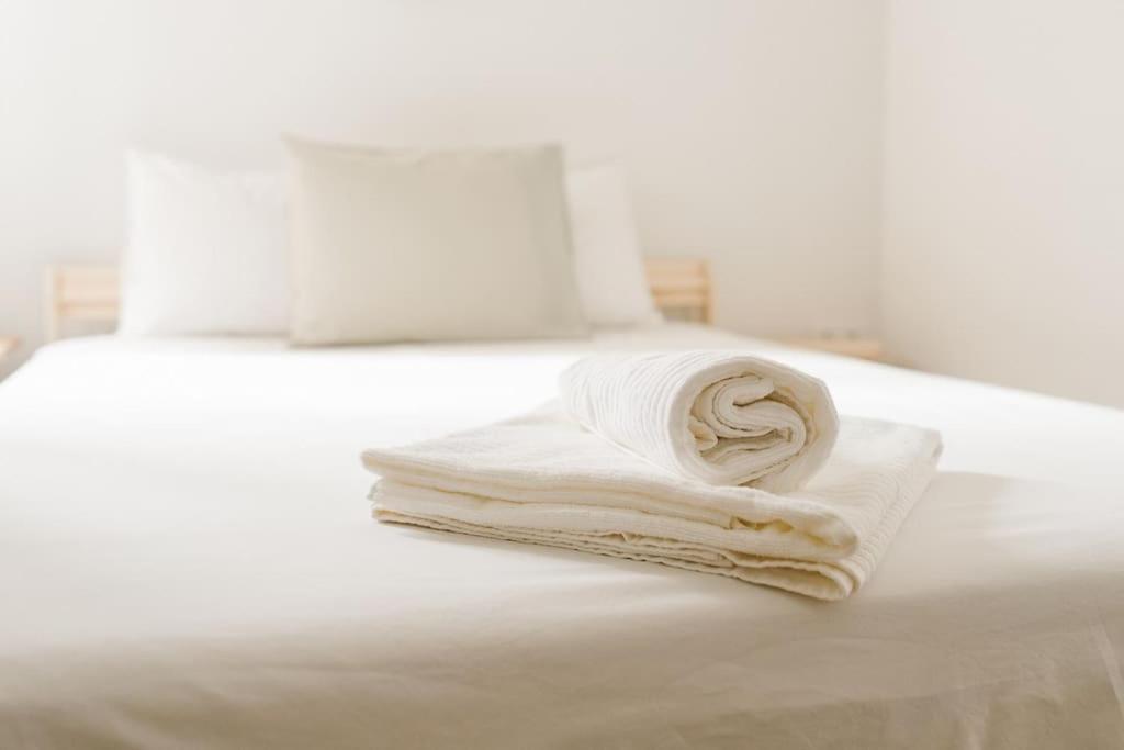 Apartamento Cozy But Modern 2 Bed/bath Perfect For Families Sevilla