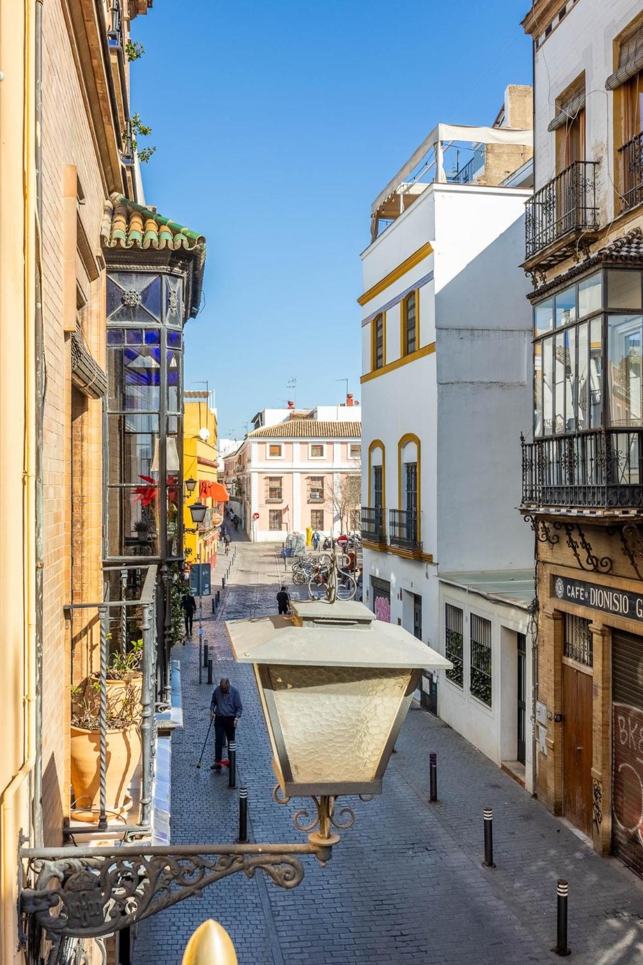 Casa Del Orfebre * Seville