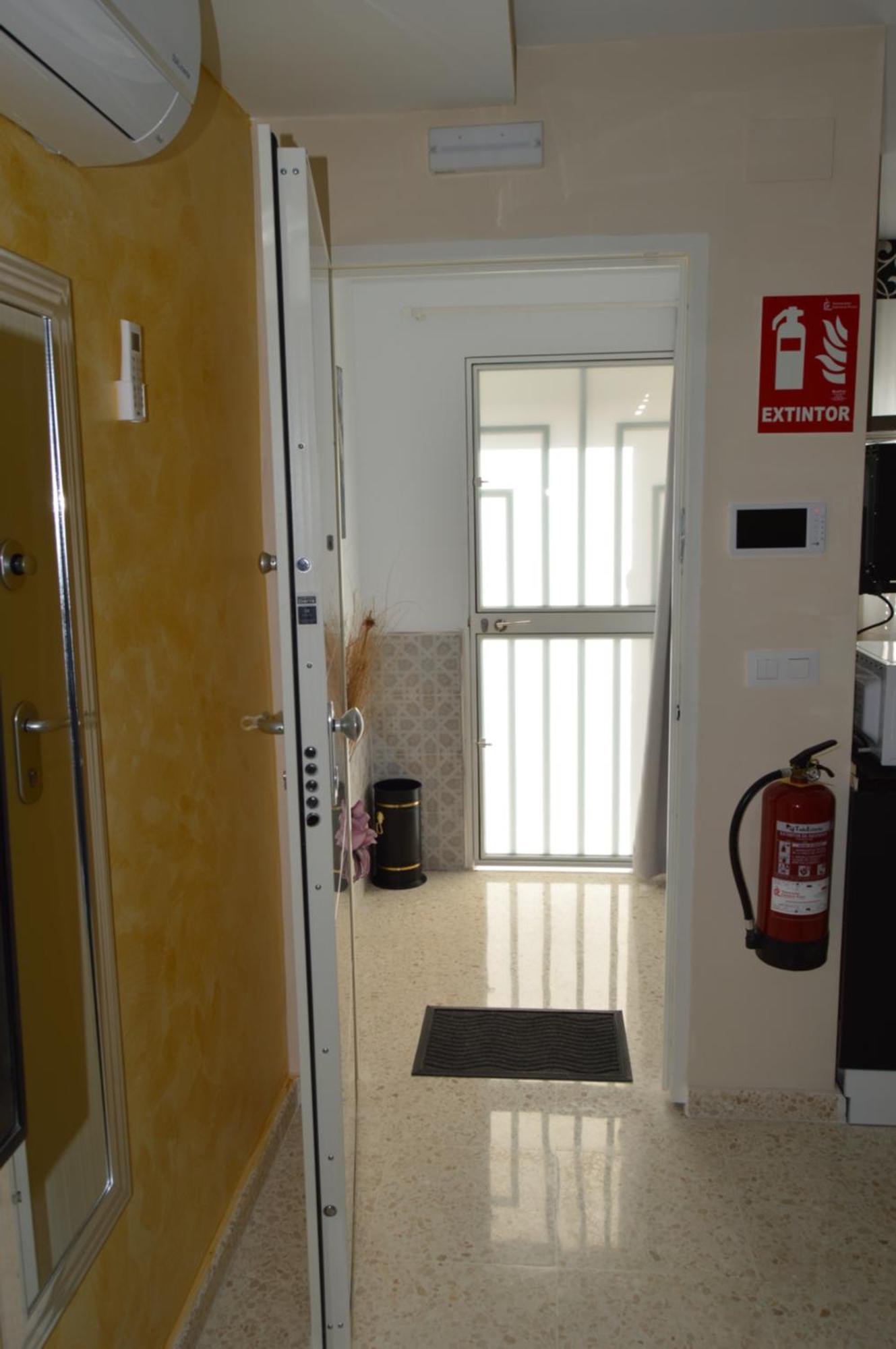 Triana Con Encanto Apto Amplio Y Comodo Apartment Seville