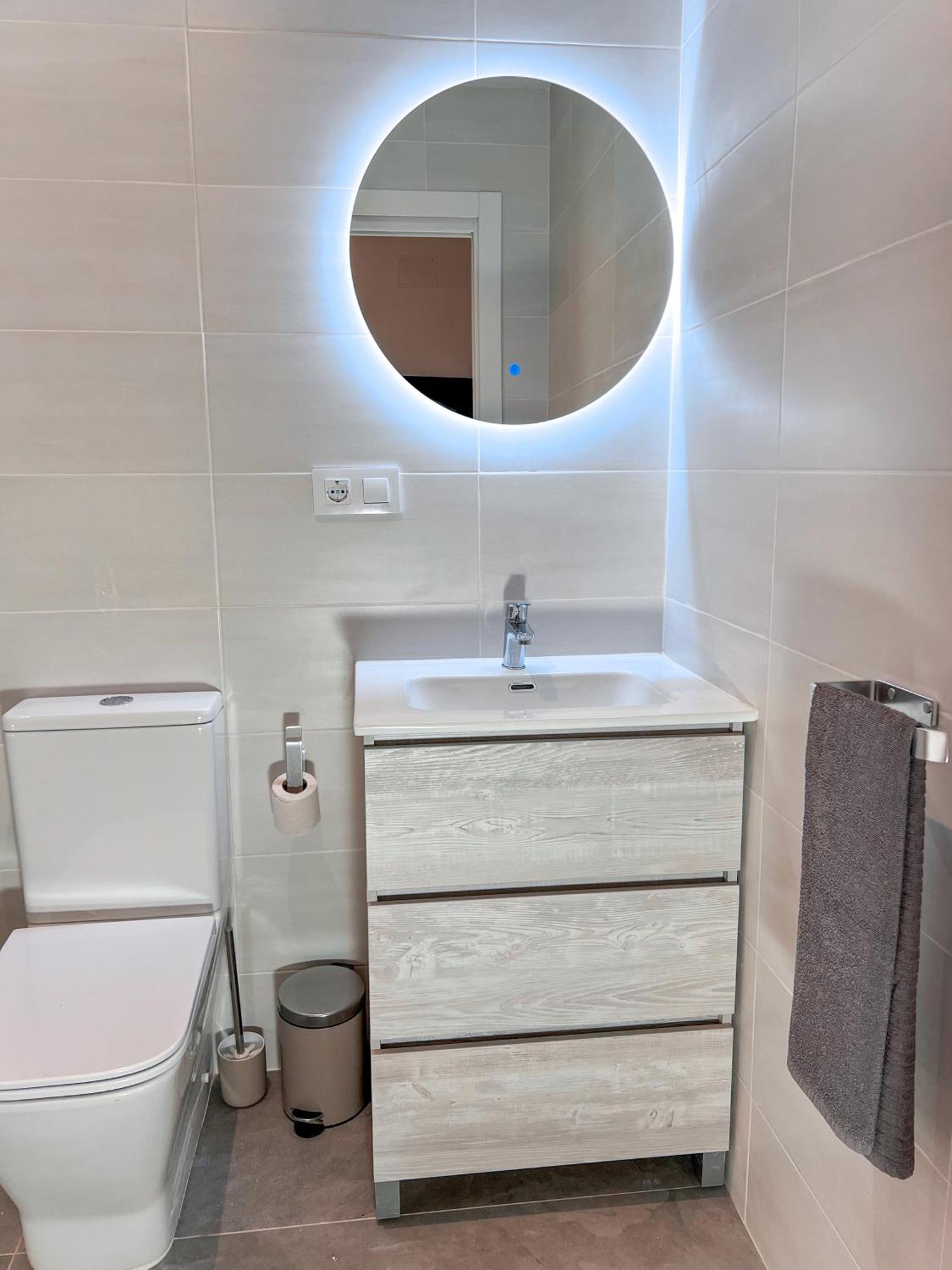 Estudio Con Jacuzzi Privado En El Barrio De Triana