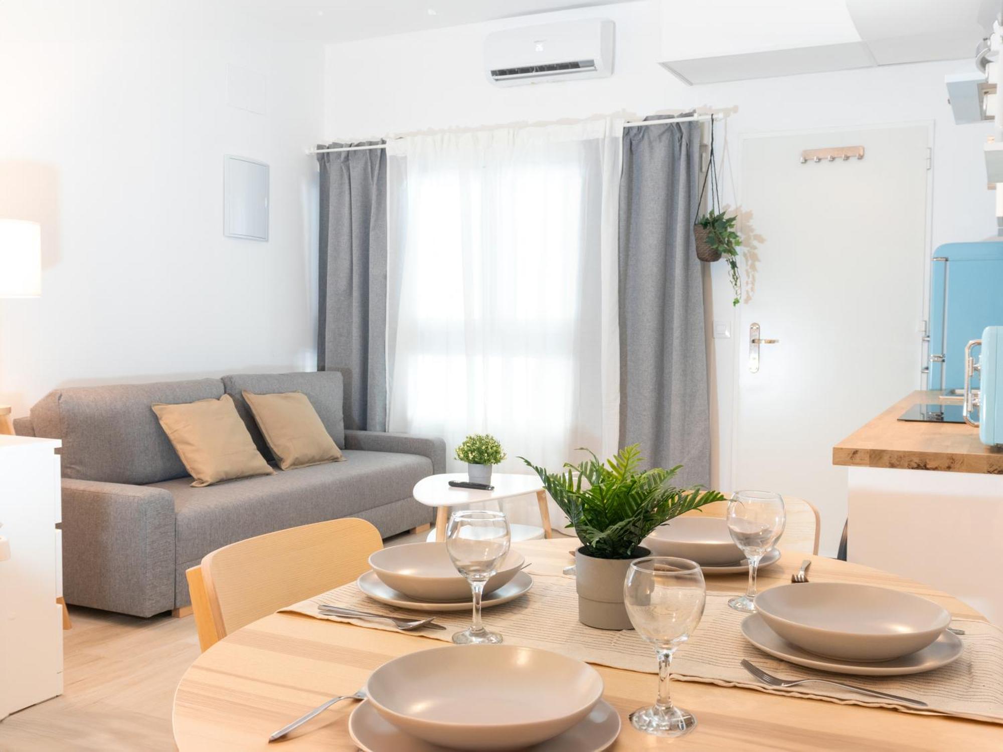 Estudio Con Jacuzzi Privado En El Barrio De Triana Apartment Seville
