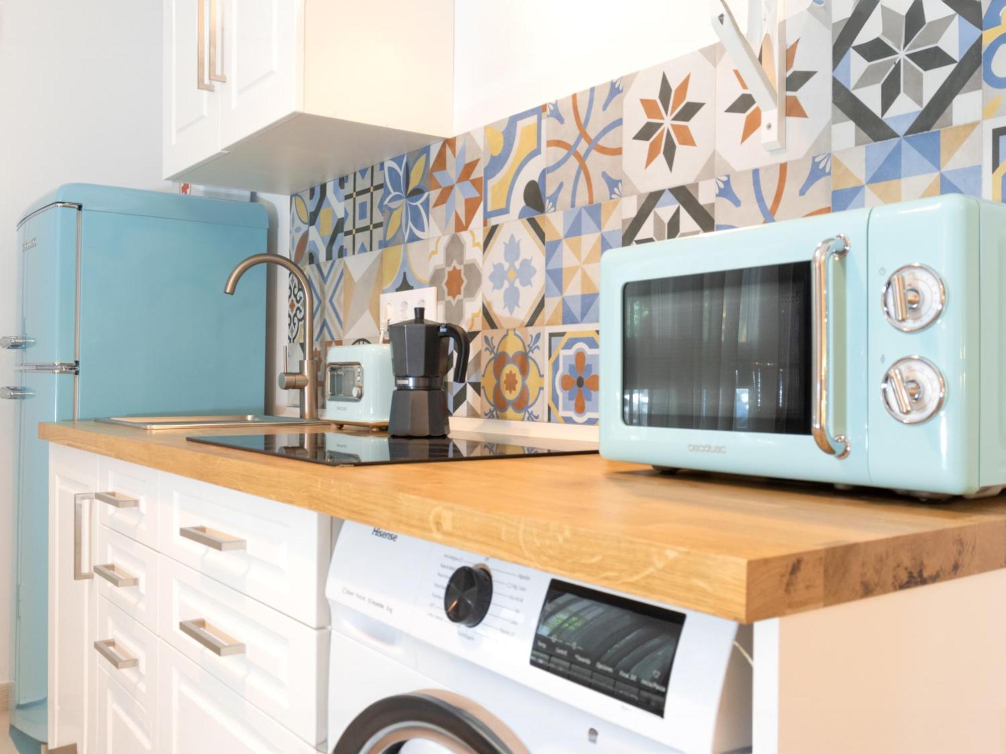 Estudio Con Jacuzzi Privado En El Barrio De Triana Apartment