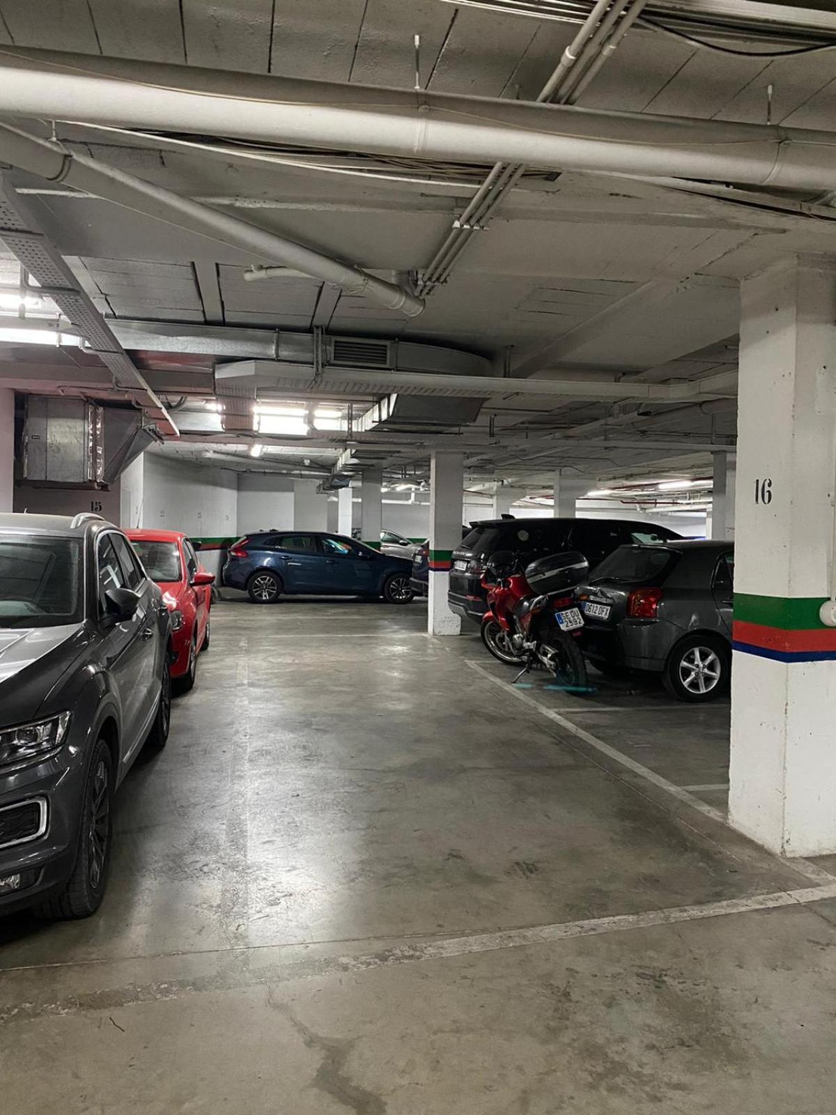 Atico Deluxe Con Parking Apartment Seville