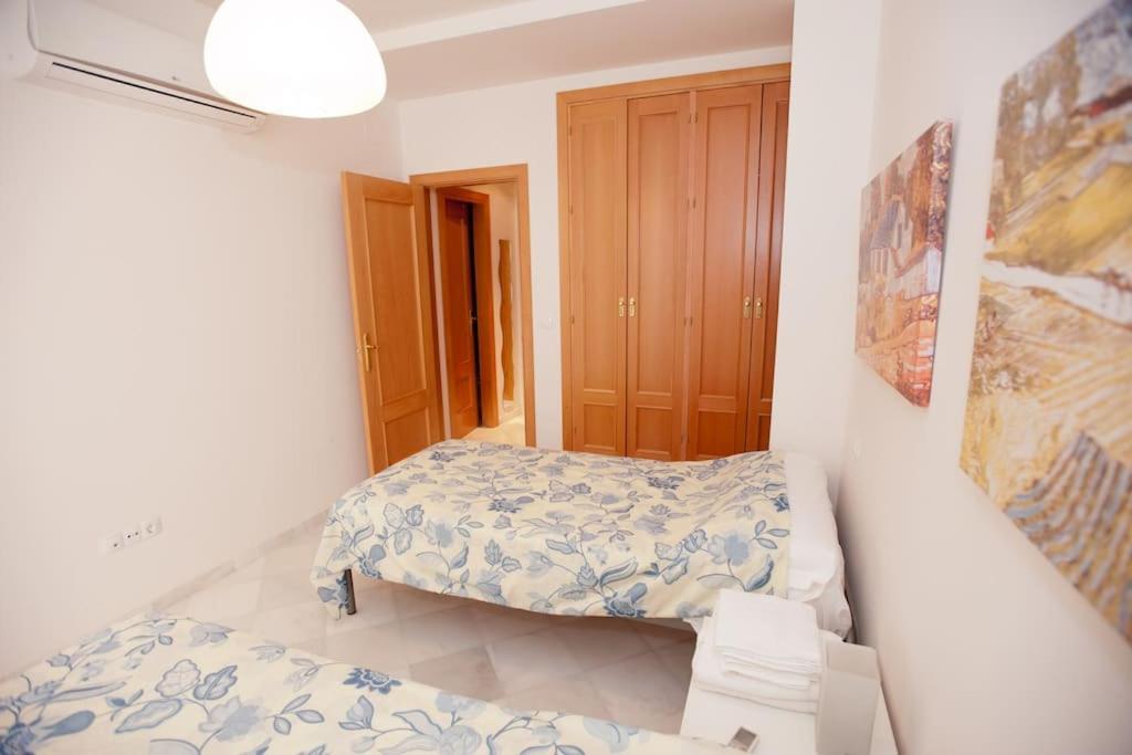 Walk To The Cathedral Duplex Arenal Apartment Seville