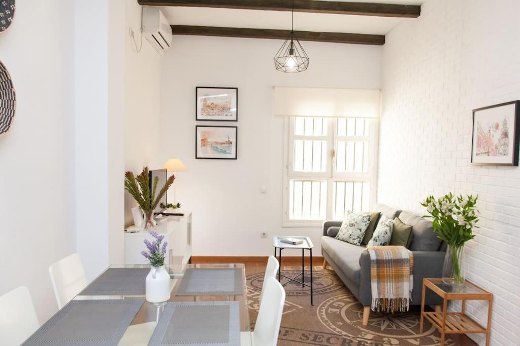 Zona 1 Santa Cruz Parking Privado Apartment Seville