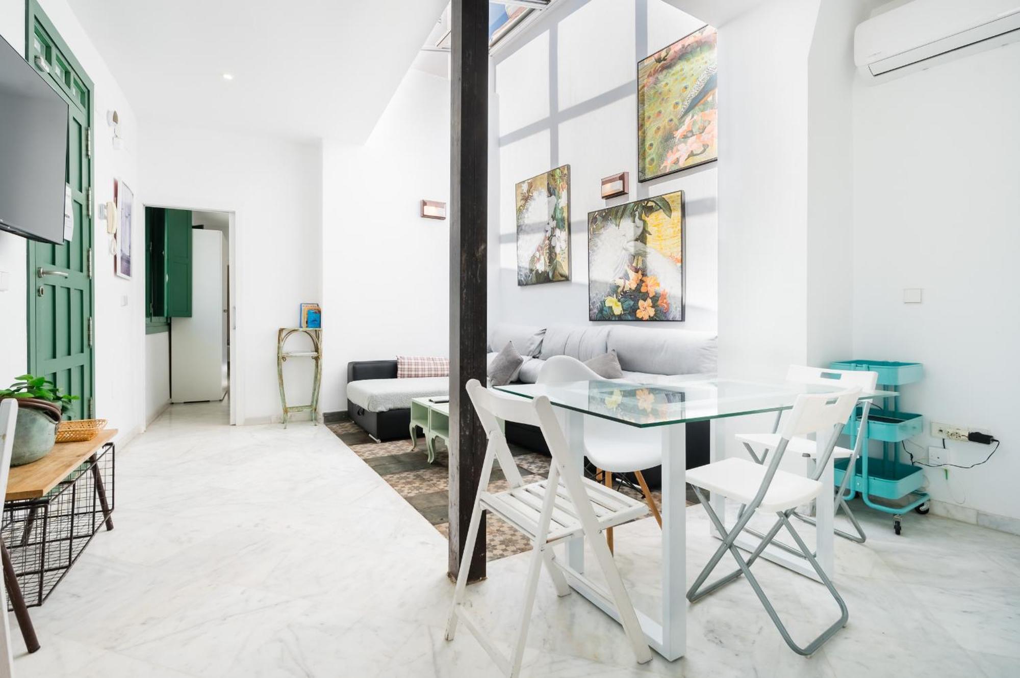 Penthouse Con Terraza- 2d 2b- Triana Apartamento