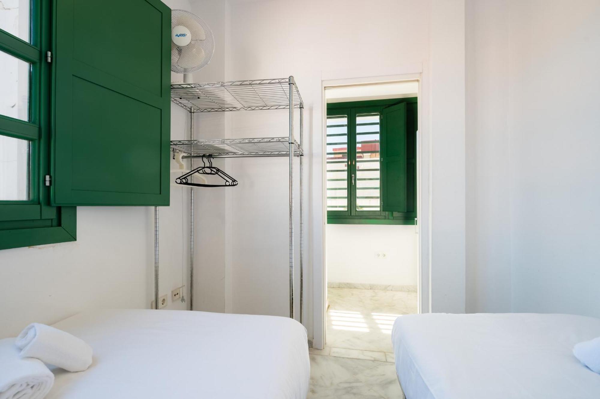 Penthouse Con Terraza- 2d 2b- Triana * Sevilla