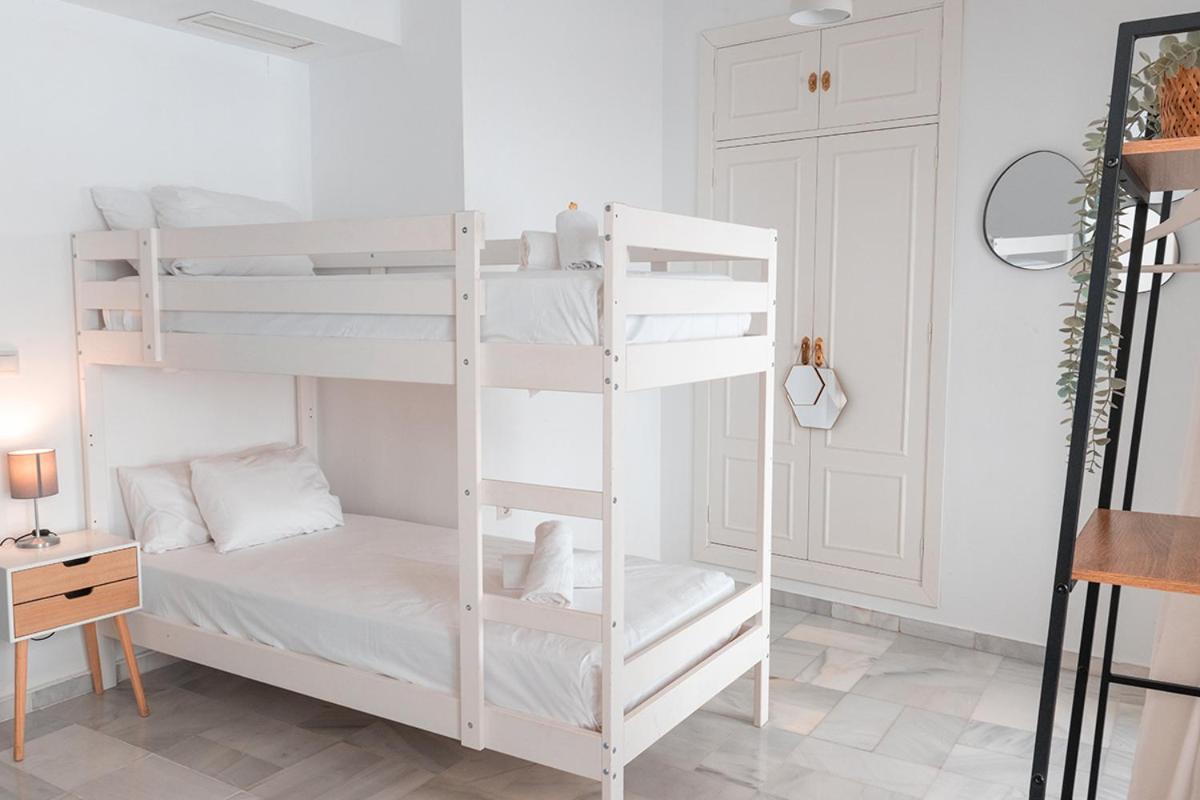 Apartment Downtown 3 Bedrooms, 2 Bathrooms, Wifi